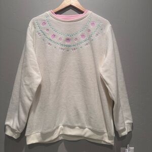 Vintage‎ Haband Cream Soft Fuzzy Floral Embroidered Sweater Size XL Cottagecore